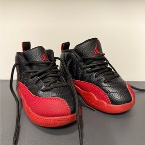 Jordan Kids Sneakers in Black and Red